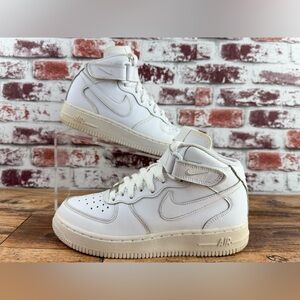 Nike Boys Air Force 1 Mid, 314195-113 White Basketball Sneakers, US Size 5Y